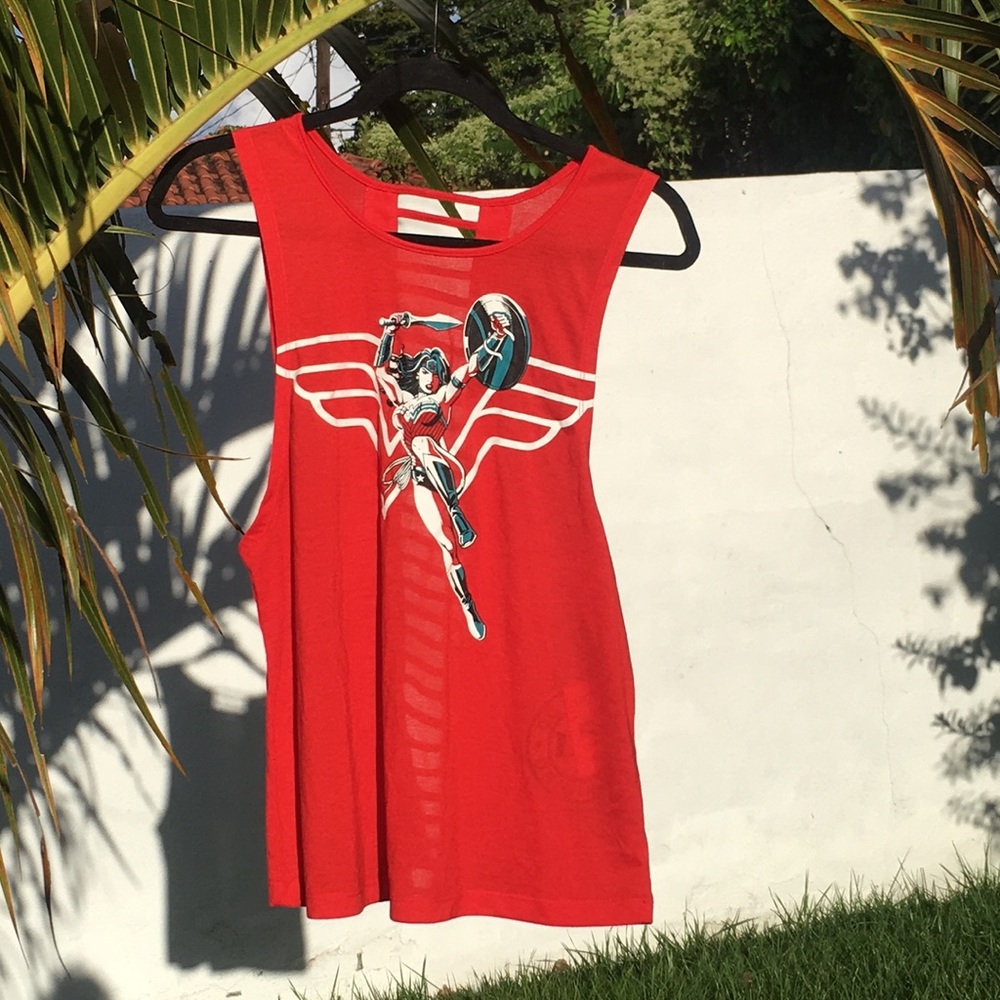 Original Wonder Woman Muscle Tee DC Comics